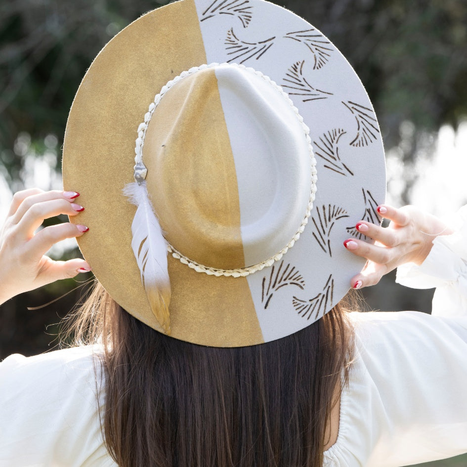 Coastal Cowgirl – My Gypsy Child display picture 1